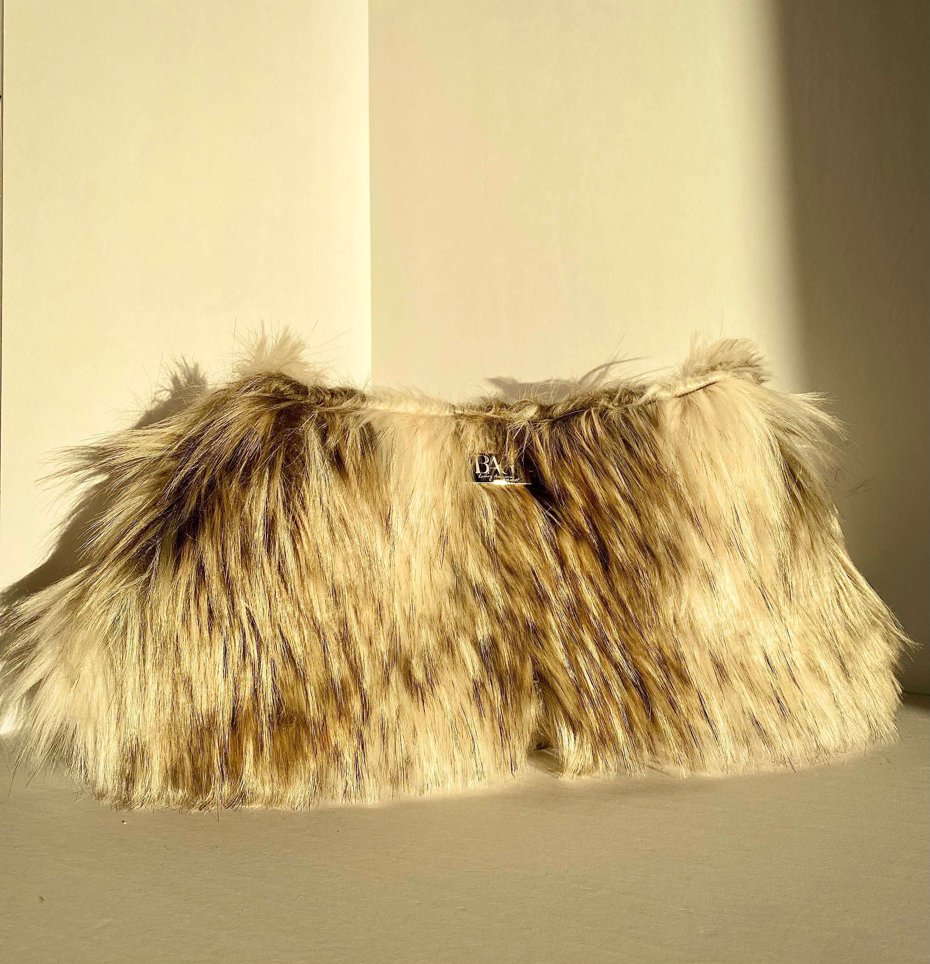 Clutches & Wristlets